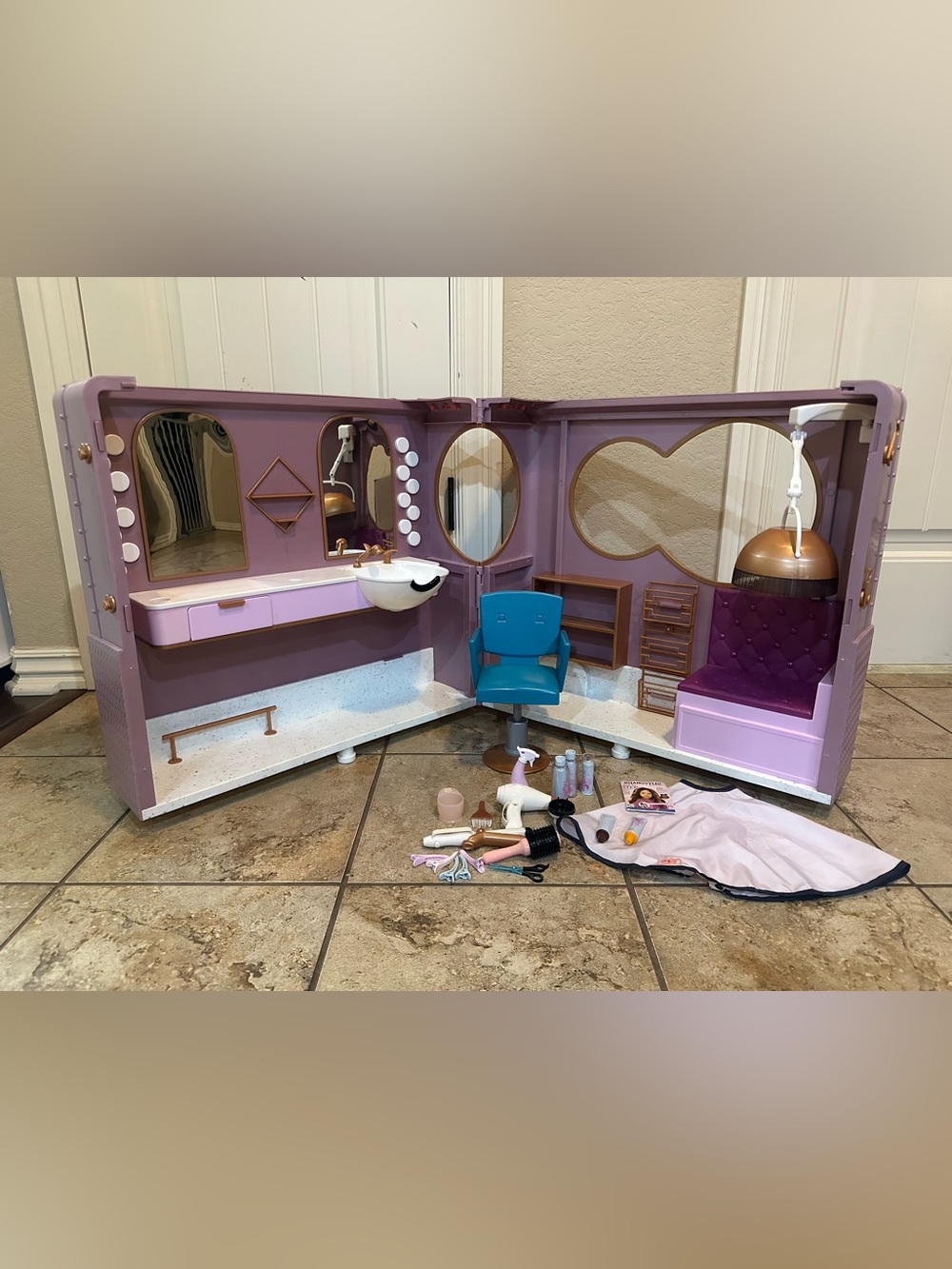 Our first Generation Playset for 18” dolls